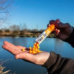 Fjuka Floating Neeonz Hyper-Fluoro Hookbait 7mm Powerball Pink -Visgear Verkoop 2208a7a3ca836531