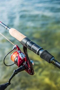 Ultimate Predator Spin & Jig 2,10m 10-30gr -Visgear Verkoop 25bb524c33fb184b