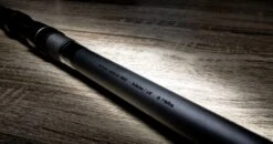 Radical After Dark+ Traveller Karperhengel 3,60m 2,75lb -Visgear Verkoop f4b04c42102b737c